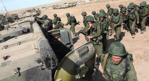 Солдаты на военных учениях. Фото пресс-служба ЮВО
Солдаты на военных учениях. Фото пресс-служба ЮВО