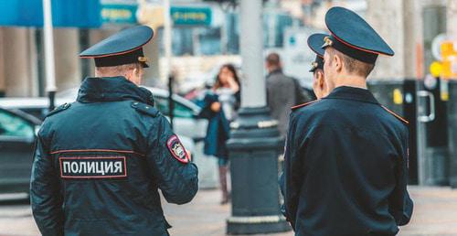 Сотрудники полиции. Фото: Денис Яковлев / Югополис Сотрудники полиции. Фото: Денис Яковлев / Югополис
