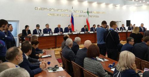 Участники научно-практической конференции "Иран и Северный Кавказ: история и перспективы сотрудничества". Владикавказ, 13 декабря 2017 г. Фото Эммы Марзоевой для "Кавказского узла" Участники научно-практической конференции "Иран и Северный Кавказ: история и перспективы сотрудничества". Владикавказ, 13 декабря 2017 г. Фото Эммы Марзоевой для "Кавказского узла"