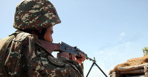 Военнослужащий армянской армии на боевой позиции. Фото © Sputnik/ David Galstyan Военнослужащий армянской армии на боевой позиции. Фото © Sputnik/ David Galstyan
