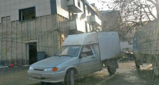 Демонтаж частного дома по улице Кадырова в Шали. Фото корреспондента "Кавказского узла".