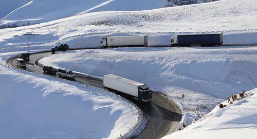 Движение по Военно-Грузинской дороге . Фото FB / Roads Department of Georgia Движение по Военно-Грузинской дороге . Фото FB / Roads Department of Georgia