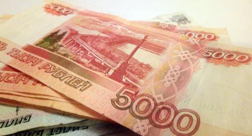 Денежные купюры. Фото Нины Тумановой для "Кавказского узла" Денежные купюры. Фото Нины Тумановой для "Кавказского узла"