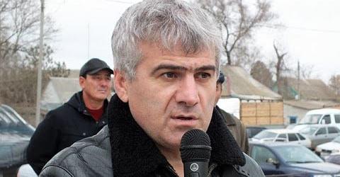 Шамиль Хадулаев. Кадр из видео пользователя 
Дагестан Инфо https://www.youtube.com/watch?v=45C2JkY4z-U