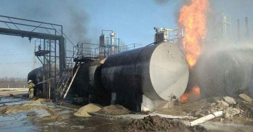 Резервуар с мазутом взорвался на нефтебазе в Ингушетии. Фото: пресс-службе ГУ МЧС по региону http://gazetaingush.ru