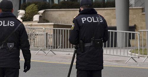 Сотрудники полиции. Азербайджан. Фото © Sputnik / Murad Orujov
https://ru.sputnik.az/incidents/20170420/409917960/kislota-policejskij-zhenshhina-revnost-baku.html