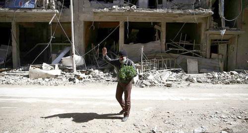 Разрушенная улица в Дамаске, Сирия. Фото REUTERS/ Bassam Khabieh Разрушенная улица в Дамаске, Сирия. Фото REUTERS/ Bassam Khabieh