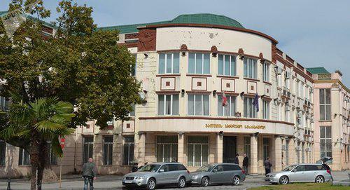 Батумский городской суд. Фото © Sputnik/ Seyran Baroyan
https://sputnik-georgia.ru/incidents/20170320/235255918/Besporjadki-v-Batumi-sud-otpravil-eshhe-devjat-chelovek-v-zakljuchenie.html Батумский городской суд. Фото © Sputnik/ Seyran Baroyan
https://sputnik-georgia.ru/incidents/20170320/235255918/Besporjadki-v-Batumi-sud-otpravil-eshhe-devjat-chelovek-v-zakljuchenie.html