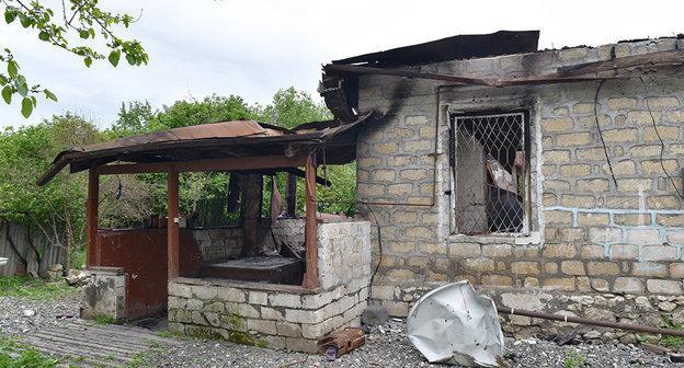 Разрушенный дом в Агдамском районе Азербайджана. Фото © Sputnik / Murad Orujov
 https://ru.sputnik.az/karabakh/20170830/411639689/karabah-obstrel-pulemety-okkupirovannye-zemli.html