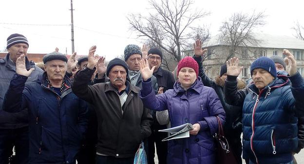 Пикет шахтеров в Гуково. 2 апреля 2018 г. Фото предоставлено участником акции для "Кавказского узла"