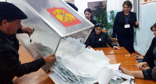 Подсчет бюллетеней на избирательном участке 1111, Махачкала. Фото: Мурад Мурадов для "Кавказского узла".