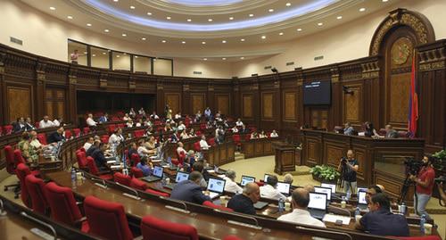Депутаты Нацсобрания Армении. Фото http://www.parliament.am/news.php?cat_id=2&NewsID=10555&year=2018&month=07&day=12&lang=rus