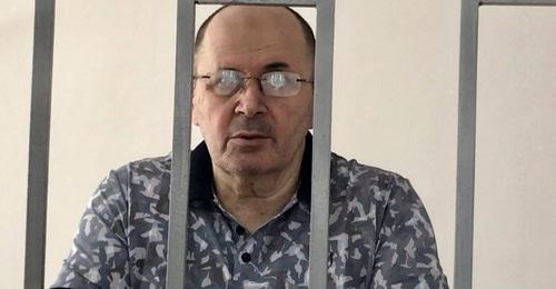 Оюб Титиев. Фото: пресс-служба ПЦ "Мемориал" Оюб Титиев. Фото: пресс-служба ПЦ "Мемориал"