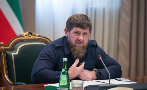 Рамзан Кадыров на совещании по проблеме незавершенного строительства. 20 сентября 2018 года. Фото со страницы Кадырова в соцсети "ВКонтакте". https://vk.com/ramzan?w=wall279938622_312047