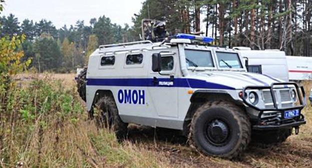 Спецтехника ОМОН. Фото http://nac.gov.ru/antiterroristicheskie-ucheniya/operativnym-shtabom-tomskoy-oblasti-provedeno.html