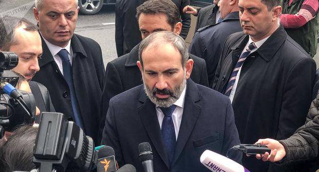 Никол Пашинян. Фото  Sputnik / Aram Nersesyan ,
https://ru.armeniasputnik.am/politics/20181128/15911833/pashinyan-prokommentiroval-vopros-vozvrashcheniya-iz-azerbajdzhana-karena-kazaryana.html