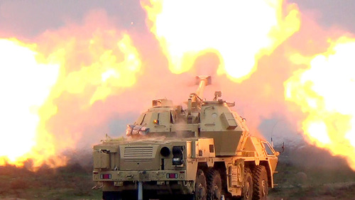 Учения азербайджанских войск. Декабрь 2018 года. Фото с сайта Минобороны Азербайджана. https://mod.gov.az/ru/news/provedeny-prakticheskie-strelby-iz-samohodnyh-artillerijskih-ustanovok-dana-video-25292.html