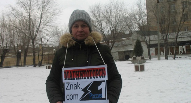 Тома Гродникова на одиночном пикете в Волгограде. 13.01.2019 г. Фото Татьяны Филимоновой для "Кавказского узла"