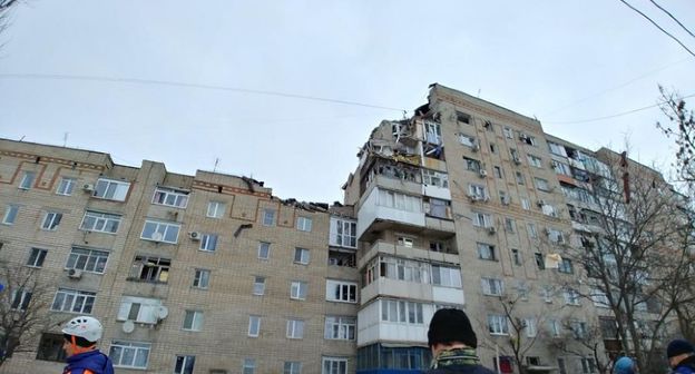 Дом в Шахтах, где произошел взрыв. Фото  пресс-службы СК РФ
