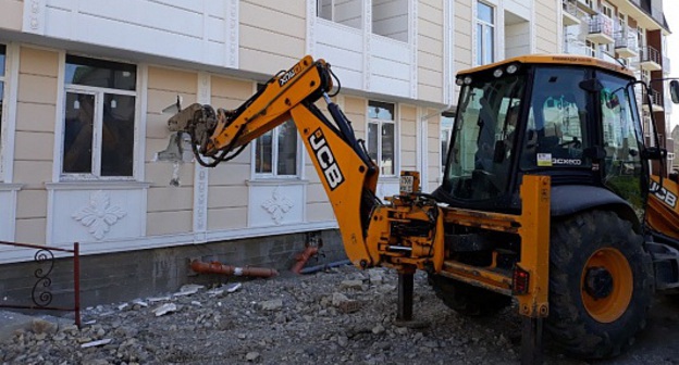Снос самостроя в Сочи. Фото пресс-службы администрации города. https://www.sochi.ru/press-sluzhba/novosti/11/121899/