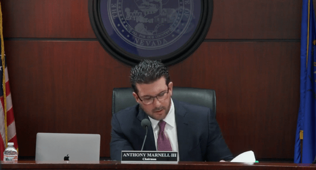 Скриншот видео заседания Атлетической комиссии Невады, https://www.youtube.com/watch?v=Qrlr0c864OA