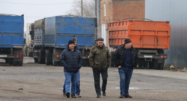 Перевозчики зерна. Ростовская область, 30 января 2019 г. Фото Вячеслава Прудникова для "Кавказского узла" 