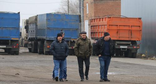 Перевозчики зерна. Ростовская область, 30 января 2019 г. Фото Вячеслава Прудникова для "Кавказского узла" 