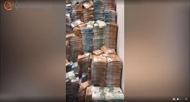 Уничтоженные денежные купюры. Фото: кадр видео петербургского онлайн-издания "Фонтанка" / https://www.youtube.com/watch?time_continue=1&v=tnVutxQLiqE