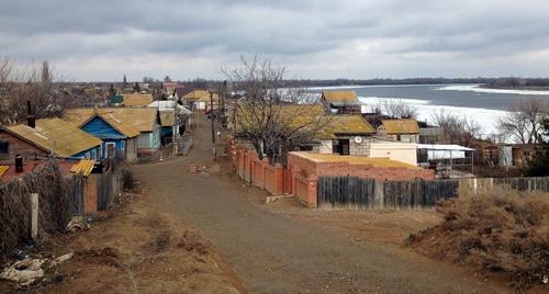 Одна из улиц в селе Бахтемир. Фото Алены Садовской для "Кавказского узла".