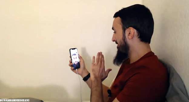 Тумсо Абдурахманов. Фото: кадр видео "Прямой эфир с кадыровским Лордом", https://www.youtube.com/watch?v=vNGSHNox8eE