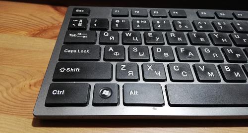 Клавиатура компьютера. Фото Нины Туманвоой для "Кавказского узла"