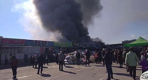 Пожар на рынке "Дубки". Скриншот видео Сергей Чернов
 https://www.youtube.com/watch?v=_sMAN3Y-Vjw