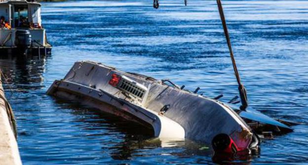 Поисково-спасательная операция на Волге. Фото http://34.mchs.gov.ru/operationalpage/operational/item/7041145/