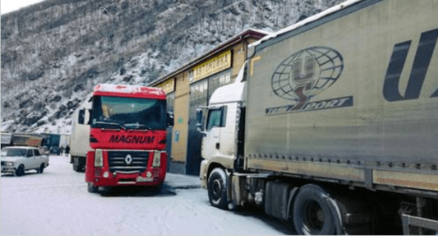 КПП "Верхний Ларс". Фото Эммы Марзоевой для "Кавказского узла"