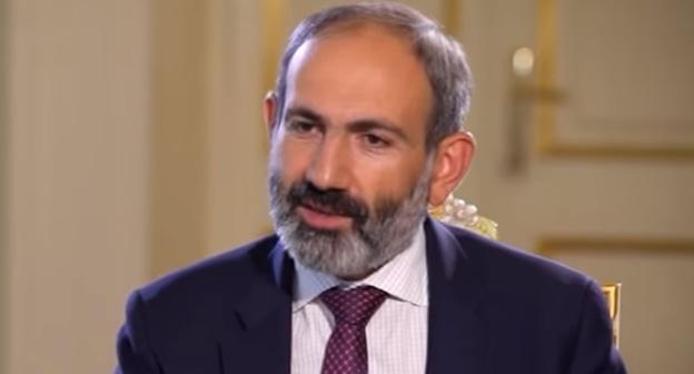 Никол Пашинян. скриншот видео канала 
DW на русском
https://www.youtube.com/watch?v=Jrmxsuj9Obw