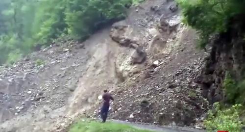 Сход селя в Панкисском ущелье. Фото кадр видео Georgian Broadcaster https://www.youtube.com/watch?v=MvD3M7-LeeY
