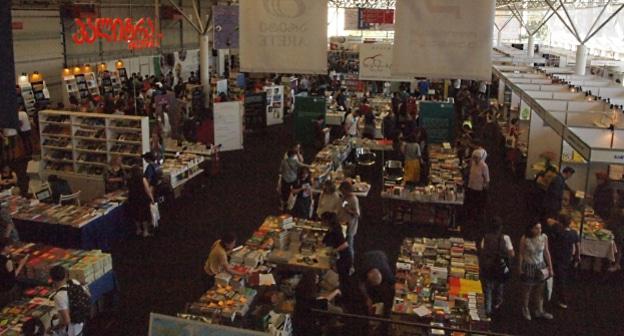 Участники книжного фестиваля. Фото Беслана Кмузова для "Кавказского узла".