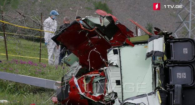 На месте крушения вертолета в Грузии Фото: кадр видео Общественное телевидение Грузии