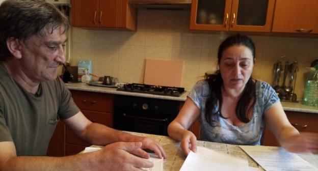 Жанна Мазихова и Артур Байдаев. Фото Людмилы Маратовой для "Кавказского узла".