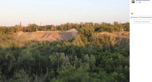 Вываленный грунт на берегах Мокрой Мечетки. Скриншот публикации Дмитрия Любитенко. https://www.facebook.com/photo.php?fbid=896697214011323&set=pcb.896709444010100&type=3&theater