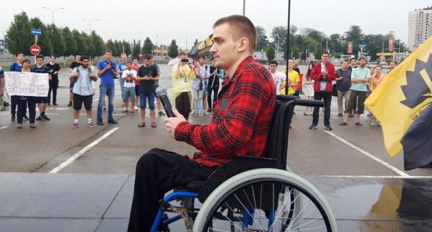Инвалид Пётр Кравченко на митинге "Общество требует справедливости" в Краснодаре. Фото Анны Грицевич для "Кавказского узла".