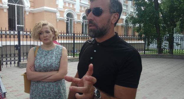 Анастасия Шевченко и адвокат Сергей Ковалевич. Фото Константина Волгина для "Кавказского узла"