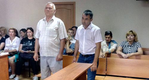 Сергей Черневский и Иван Бражко в зале суда. Фото Константина Волгина для "Кавказского узла"
