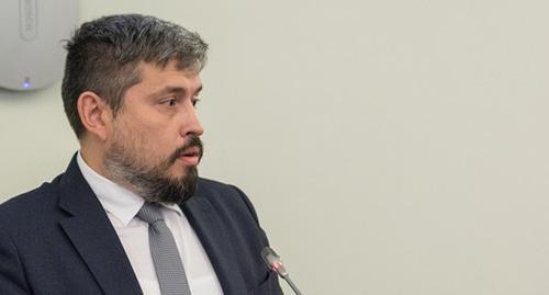 Роман Илюгин. Фото: Пресс-служба Администрация города Ростова-на-Дону http://www.rostov-gorod.info/press_center/news/27/45723/ Роман Илюгин. Фото: Пресс-служба Администрация города Ростова-на-Дону http://www.rostov-gorod.info/press_center/news/27/45723/