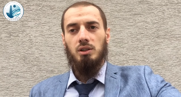 Мансур Садулаев. Скриншот видео https://youtu.be/NSqQ-45MGR4