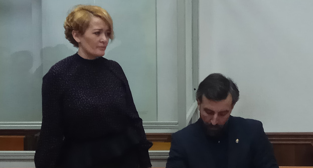 Анастасия Шевченко со своим адвокатом на заседании Ростовского областного суда. Фото Константина Волгина для "Кавказского узла"