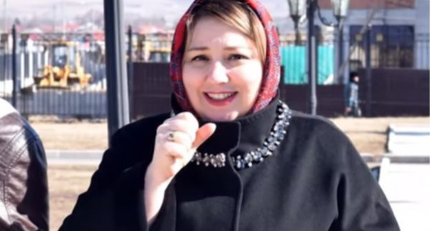 Зарифа Саутиева. Скриншот с видео "Радио Маршо"
https://www.youtube.com/watch?v=AubF_1Po3Bc