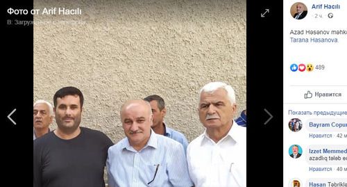 Азад Гасанов (слева), с лидером партии «Мусават» Арифом Гаджилы (в центре) и главой аппарата «Мусават» Гюльагой Асланлы. Скриншот с личной страницы https://www.facebook.com/photo.php?fbid=2732400283455211&set=a.721222927906300&type=3&theater