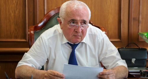 Ибрагим Казибеков. Фото Пресс-служба "ДАГЕСТАНСКОЕ БЮРО ПО ТЕХНИЧЕСКОЙ ИНВЕНТАРИЗАЦИИ И КАДАСТРОВОЙ ОЦЕНКЕ"
 https://xn--80acfcx3d.xn--p1ai/press-tsentr?template=yoo_unity&start=480

