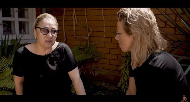 Кадр фильма "БЕСЛАН. День незнаний. Фильм Ксении Собчак о самом страшном теракте в российской истории", https://www.youtube.com/watch?v=qsGR-HeQXy0